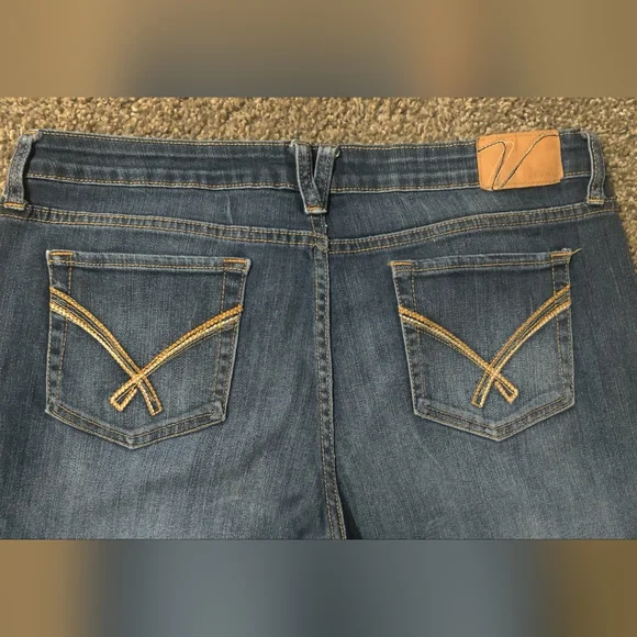 Vanity Classic Blue Women's Jeans - Picture 4 of 6